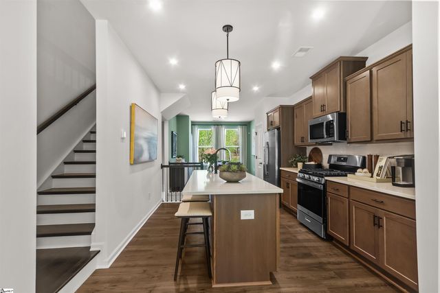 20 Broad River Way, Greenville, SC 29607