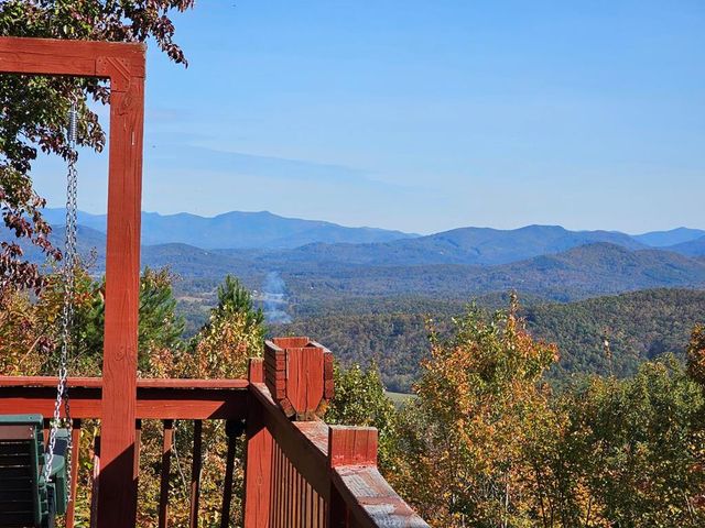 339 Game Trail Drive, Brasstown, NC 28902