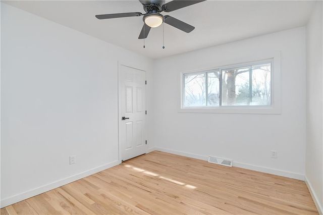 9901 Countryside Road, Lenexa, KS 66215