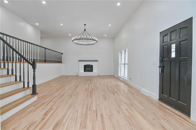 9901 Countryside Road, Lenexa, KS 66215