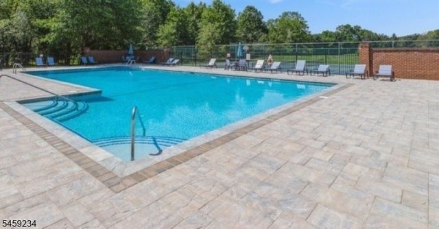 709 Dunn Cir, Bridgewater Twp., NJ 08807