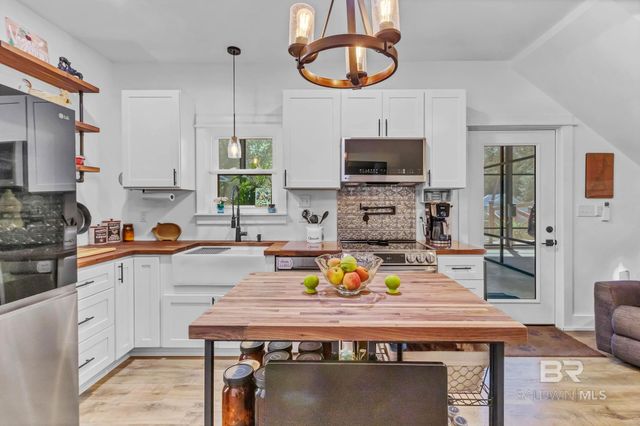 18245 County Road 16, Foley, AL 36535