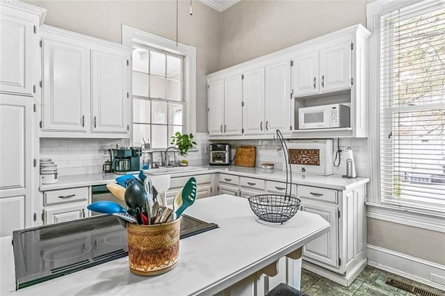 3810 2nd Ave, Mansfield, GA 30055