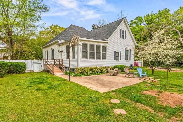 3810 2nd Ave, Mansfield, GA 30055