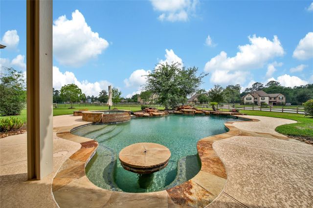 15219 Beisert Circle, Magnolia, TX 77355