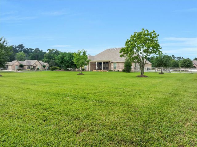 15219 Beisert Circle, Magnolia, TX 77355