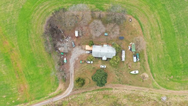 574 Port Royal Rd, Clarksville, TN 37040