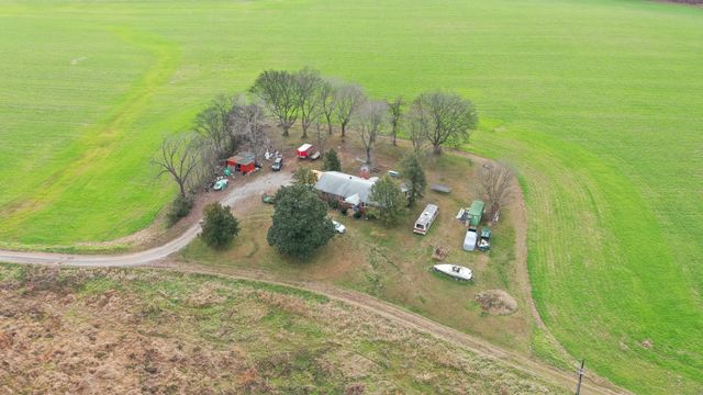 574 Port Royal Rd, Clarksville, TN 37040