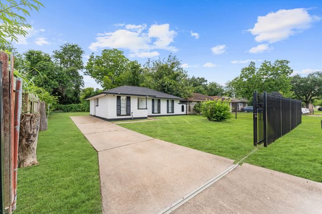 6618 Hopper Road, Houston, TX 77016