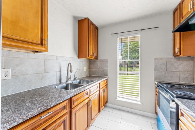 6618 Hopper Road, Houston, TX 77016