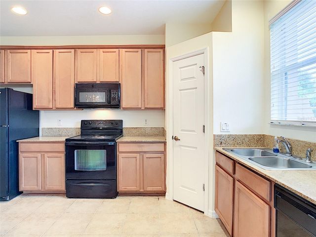 3660 IDITAROD LANE, Orlando, FL 32839
