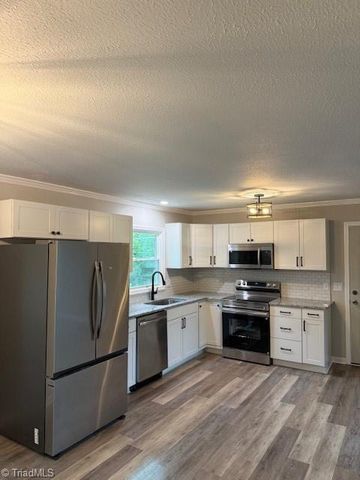 178 Lori Lane, Mount Airy, NC 27030