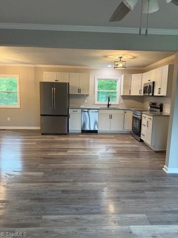 178 Lori Lane, Mount Airy, NC 27030