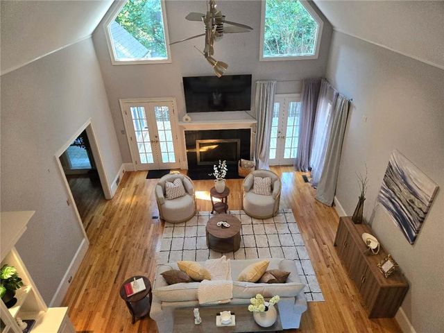 1696 Harts Run, Atlanta, GA 30341