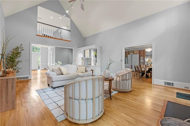 1696 Harts Run, Atlanta, GA 30341