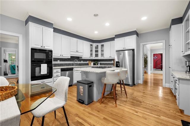 1696 Harts Run, Atlanta, GA 30341