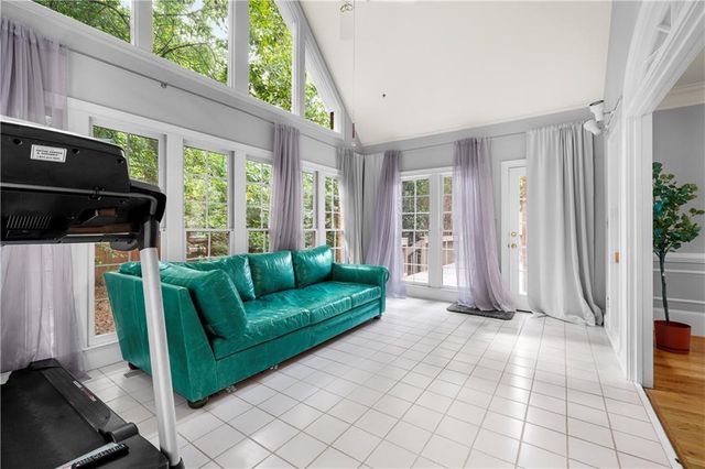 1696 Harts Run, Atlanta, GA 30341