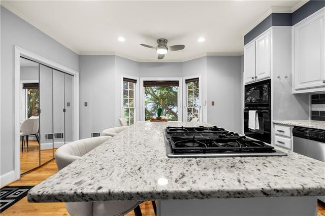 1696 Harts Run, Atlanta, GA 30341