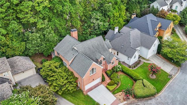 1696 Harts Run, Atlanta, GA 30341