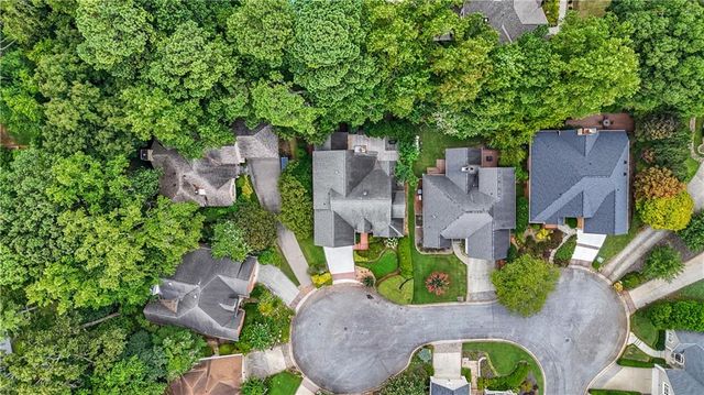 1696 Harts Run, Atlanta, GA 30341