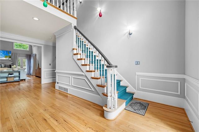 1696 Harts Run, Atlanta, GA 30341