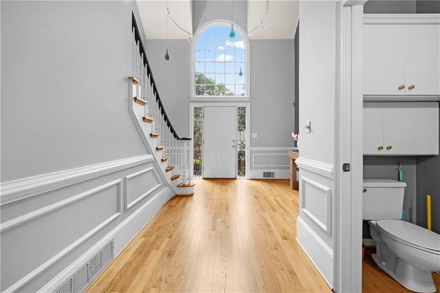 1696 Harts Run, Atlanta, GA 30341