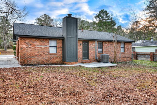3551 Woodlake Road, Hephzibah, GA 30815