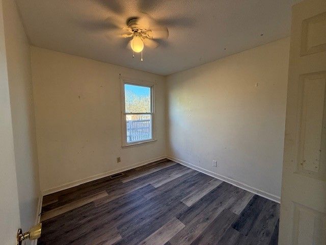 555 Anita Dr, Clarksville, TN 37042