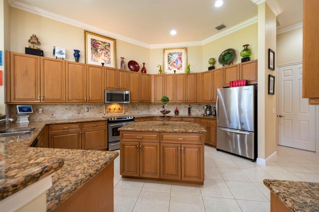 15234 SW 40th Street, Davie, FL 33331