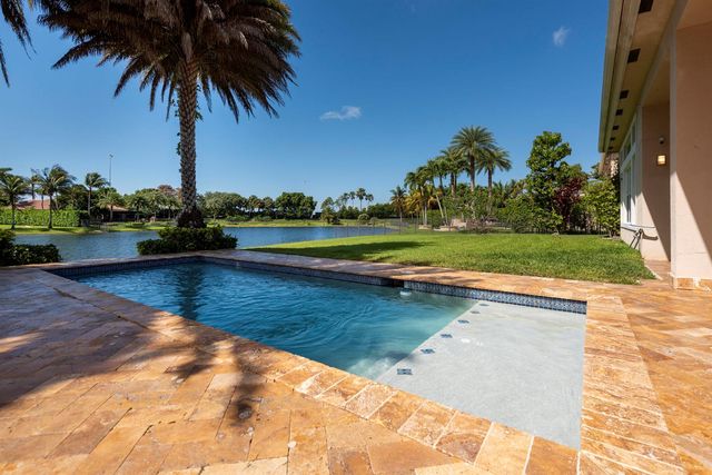 15234 SW 40th Street, Davie, FL 33331