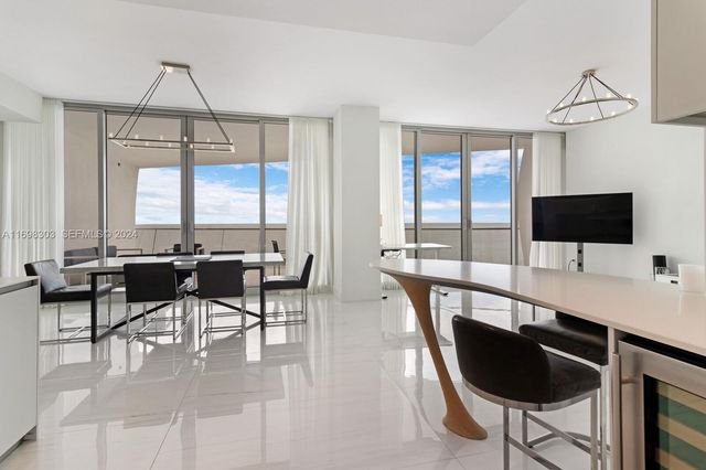 16901 Collins Avenue 1402, Sunny Isles Beach, FL 33160