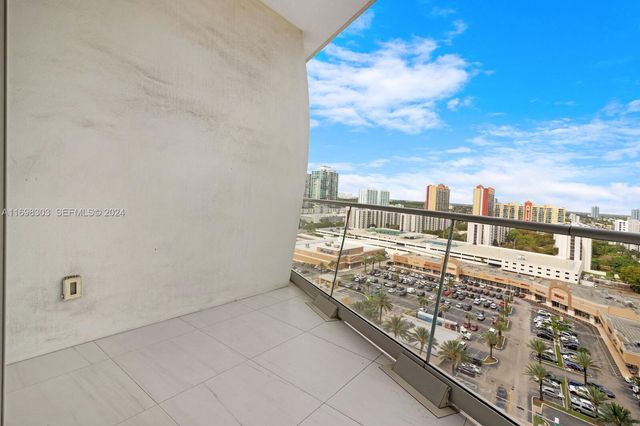 16901 Collins Avenue 1402, Sunny Isles Beach, FL 33160