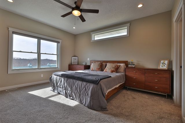 761 186th Place, Pella, IA 50219