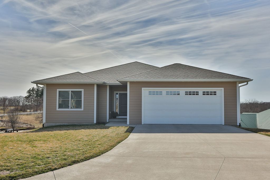 761 186th Place, Pella, IA 50219