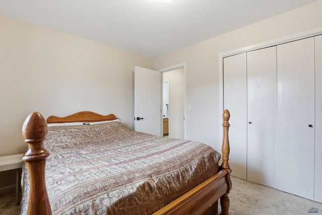 8047 HAAS LN, Black Hawk, SD 57718