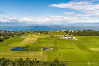 886 West Beach Road, Coupeville, WA 98239