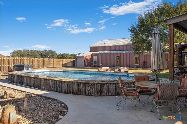 2796 Benbow Road, Inez, TX 77968