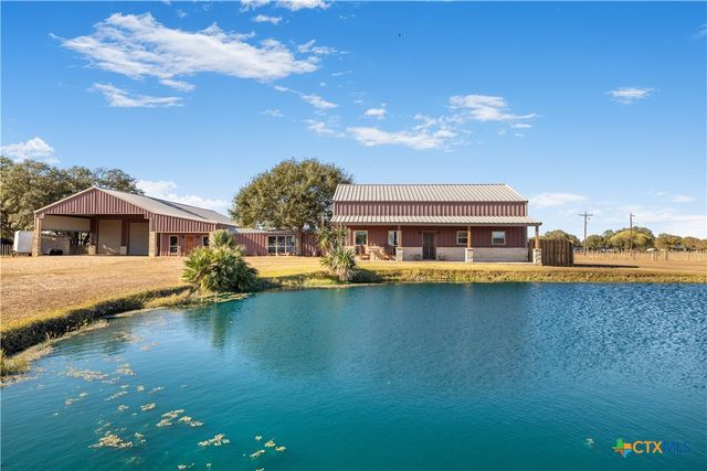 2796 Benbow Road, Inez, TX 77968