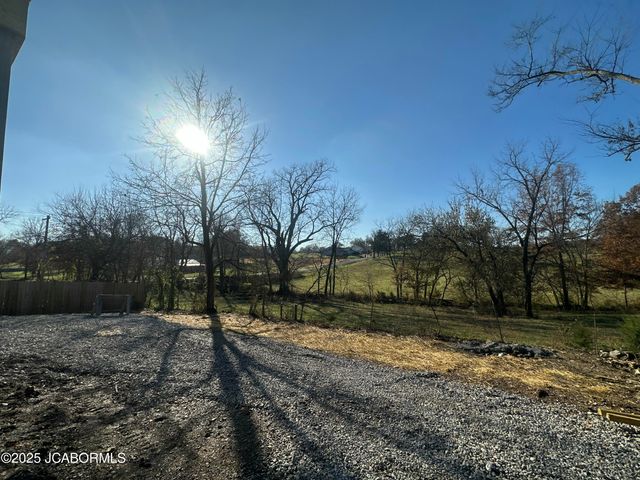 505 RYAN AVENUE, California, MO 65018