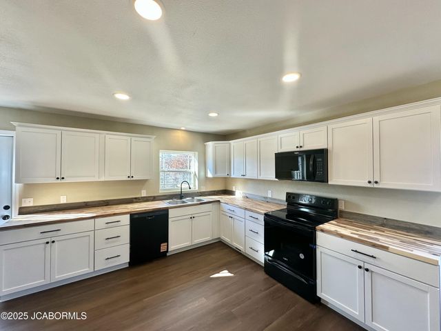 505 RYAN AVENUE, California, MO 65018