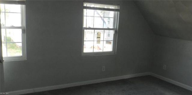 74 Hobson ST, Portsmouth, VA 23704