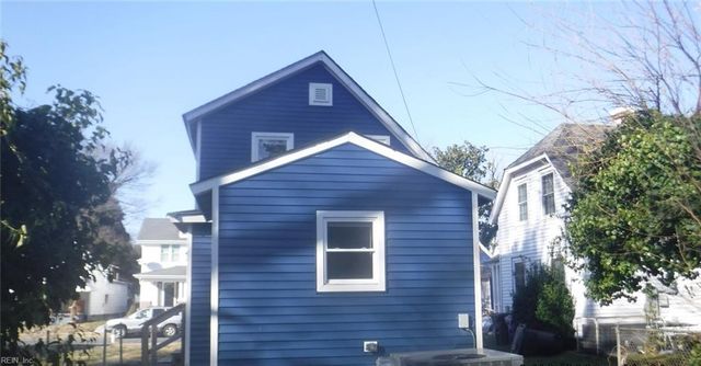 74 Hobson ST, Portsmouth, VA 23704