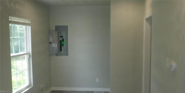 74 Hobson ST, Portsmouth, VA 23704