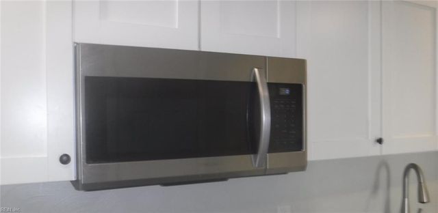 74 Hobson ST, Portsmouth, VA 23704