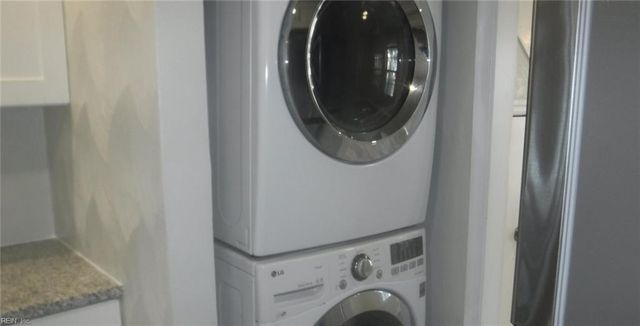 74 Hobson ST, Portsmouth, VA 23704