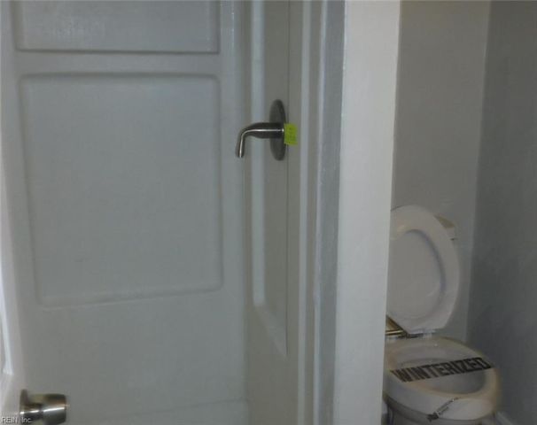 74 Hobson ST, Portsmouth, VA 23704