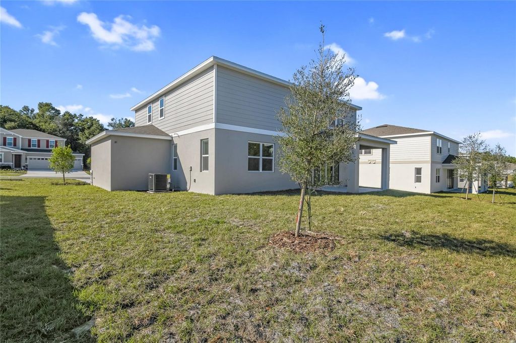 Image 17 of property listing at 740 WEKIVA RIDGE DRIVE, Mount Dora, FL 32757