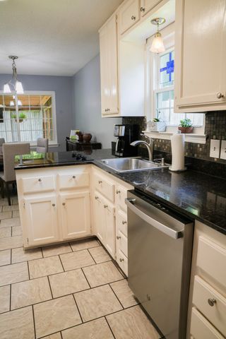2613 Standifer Chase Drive, Chattanooga, TN 37421