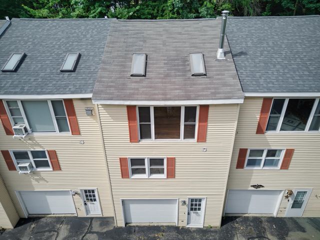 172 Morse Road, Manchester, NH 03104