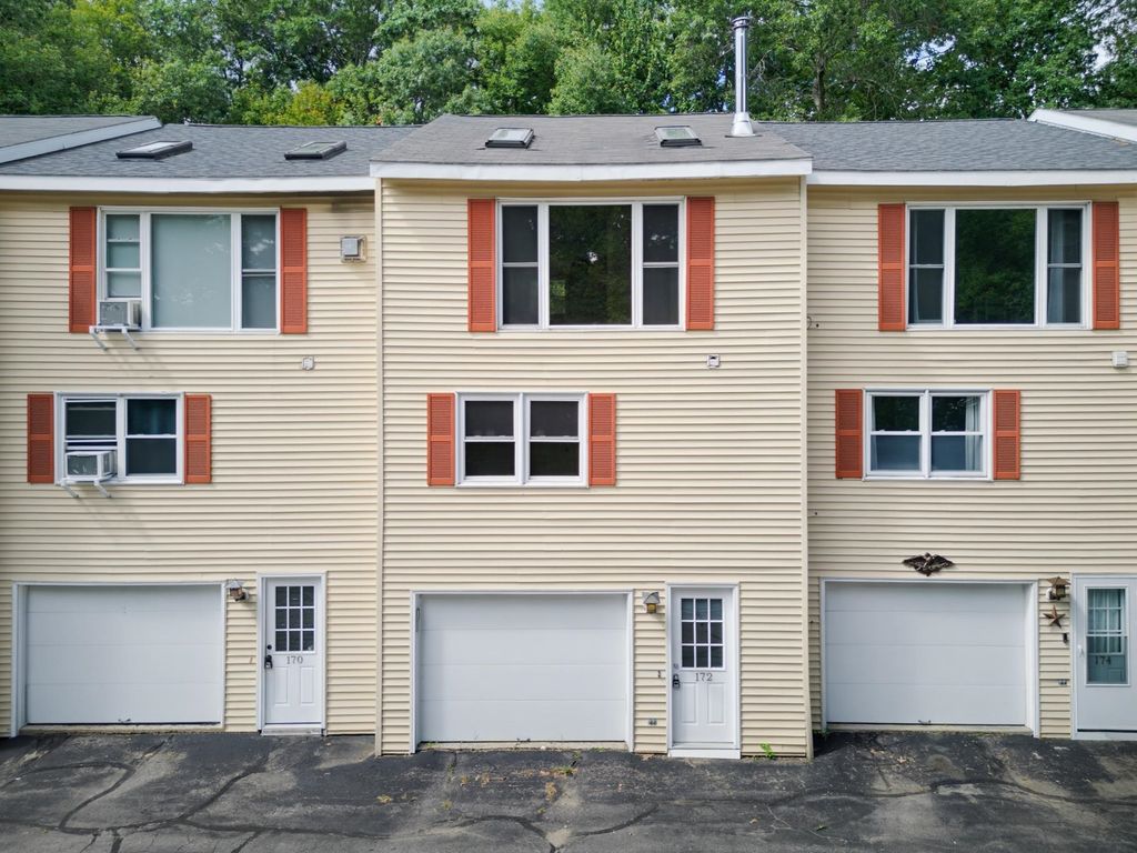 172 Morse Road, Manchester, NH 03104